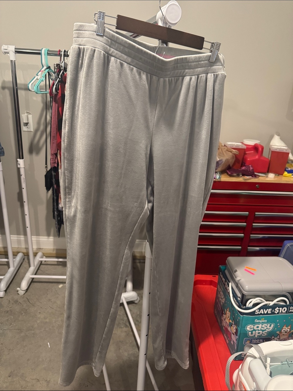 Isaac Mizrahi Silver Gray Women's Jogger Pants